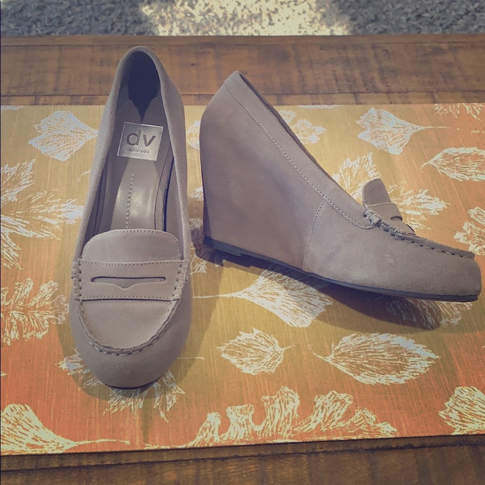 Dolce Vita wedges. Size 8